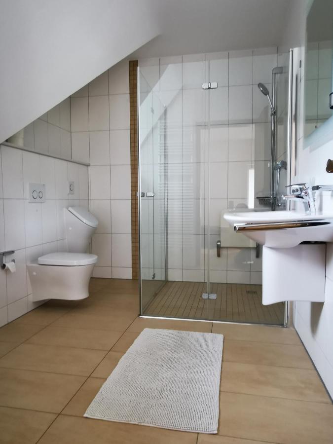 Charmantes Ferienhaus Casa Ella Mit Balkon Siegen Luaran gambar